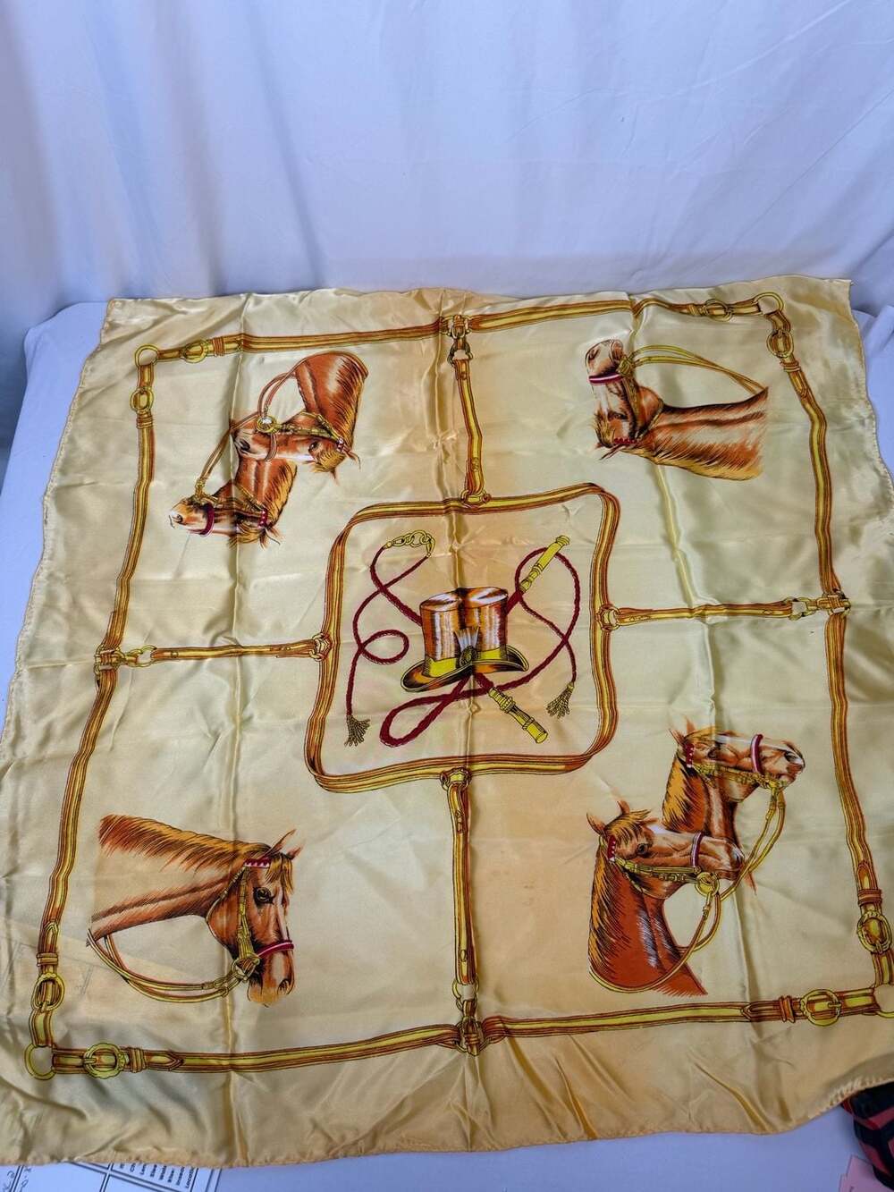 Exclusive Design Vintage Equestrian Horse Heads Yellow Acetate Scarf
